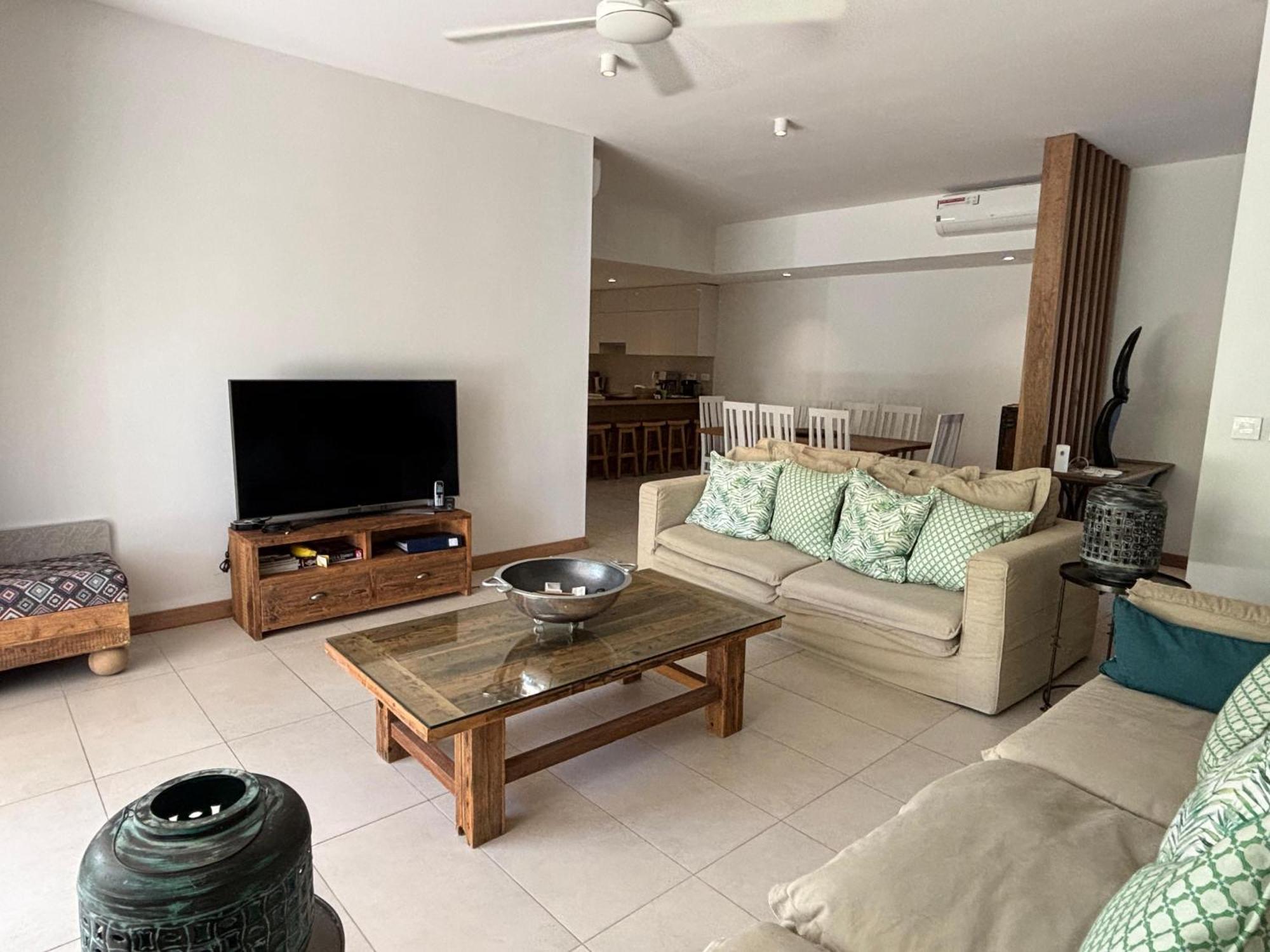 Mont Choisy Le Parc By Pam Golding Apartment Luaran gambar